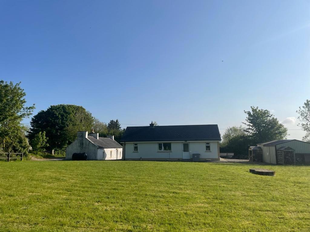 Higgins House Villa Ballyhaunis Eksteriør billede