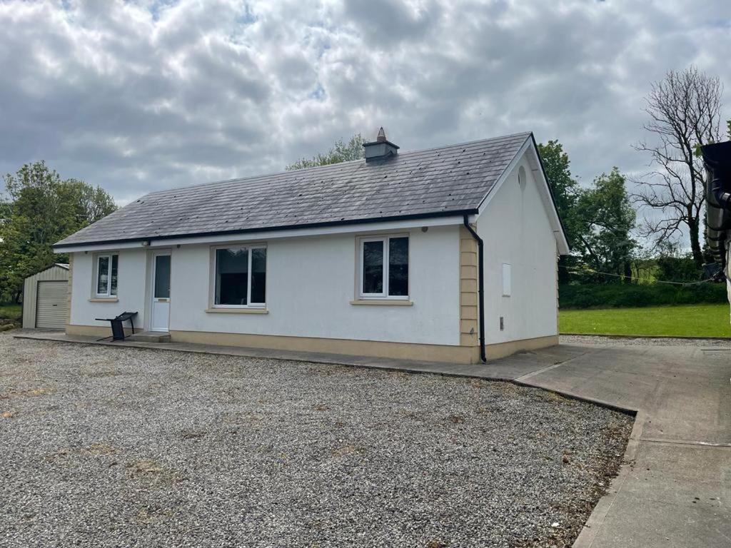 Higgins House Villa Ballyhaunis Eksteriør billede