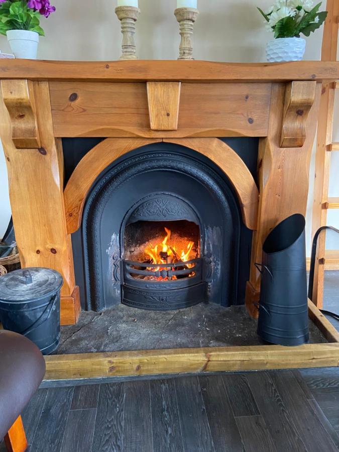 Higgins House Villa Ballyhaunis Eksteriør billede